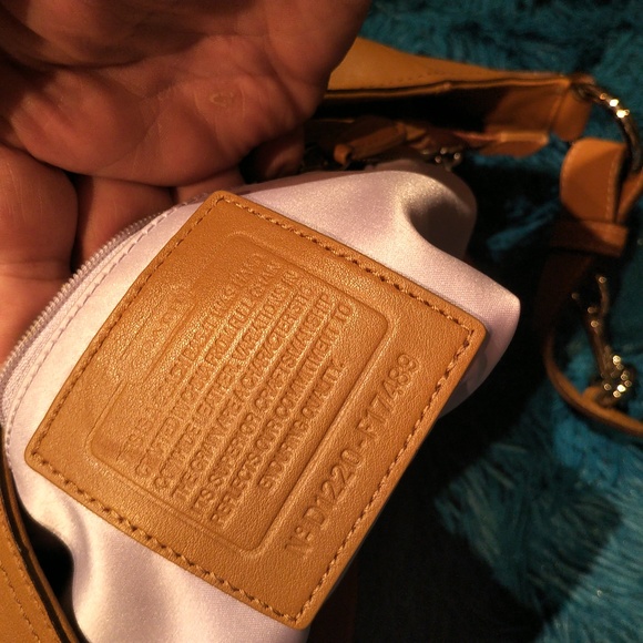 Coach Leather Satchel style purse-euc - Picture 9 of 10